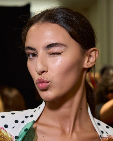 fall makeup trends 2025 natural cloud skin at balmain FW 25